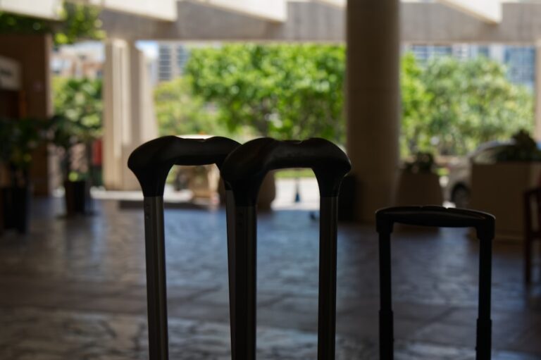 Top Five Features to Look for in a Travel Suitcase
